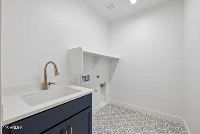5648 W POSSE Drive, Eloy, AZ 85131