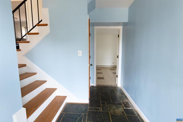 1213 CUTLER LN, Charlottesville, VA 22901