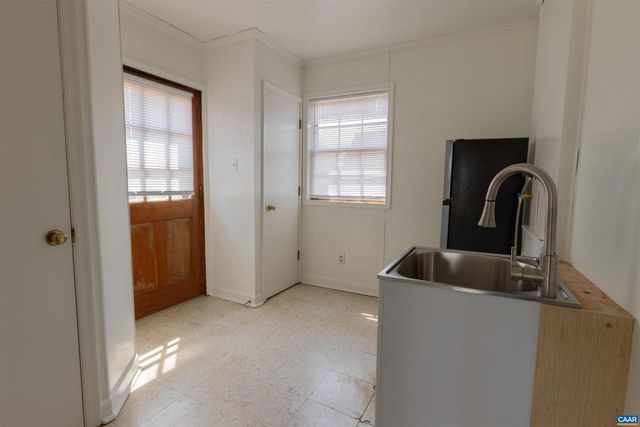 1213 CUTLER LN, Charlottesville, VA 22901