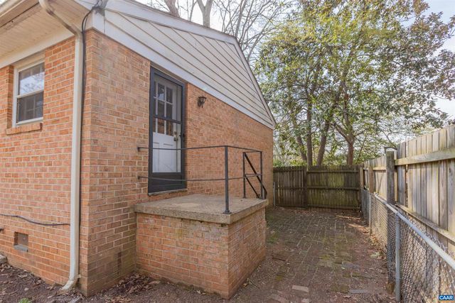 1213 CUTLER LN, Charlottesville, VA 22901