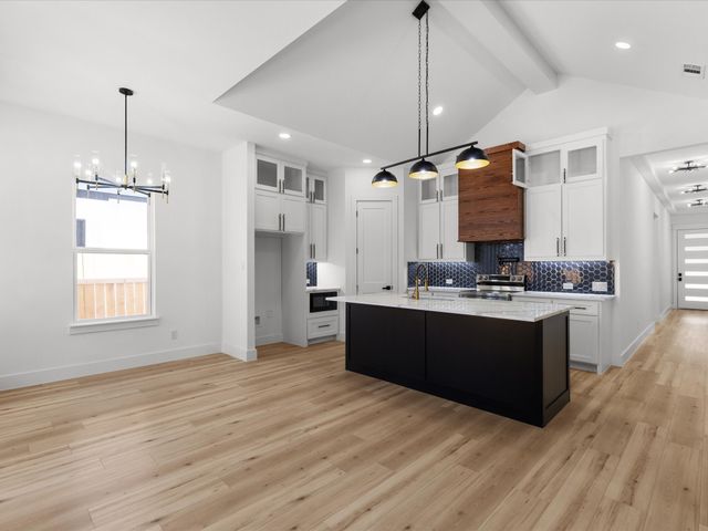 4233 Avenue H, Fort Worth, TX 76105