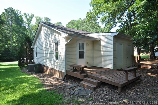 6104 Deerwood Place, Raleigh, NC 27607