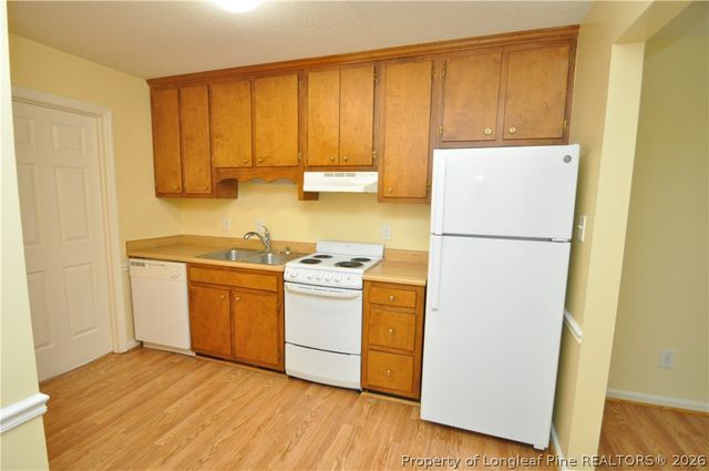 6104 Deerwood Place, Raleigh, NC 27607