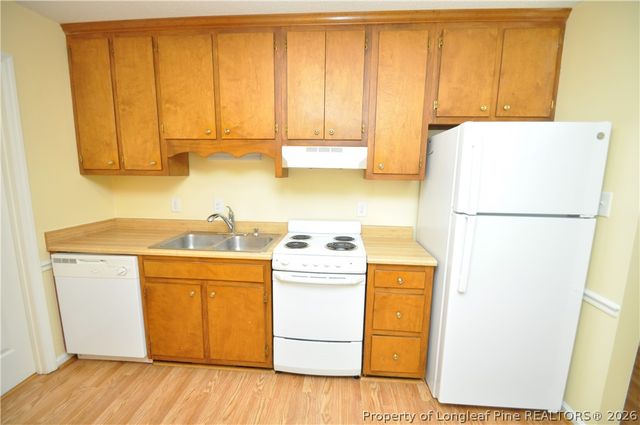 6104 Deerwood Place, Raleigh, NC 27607
