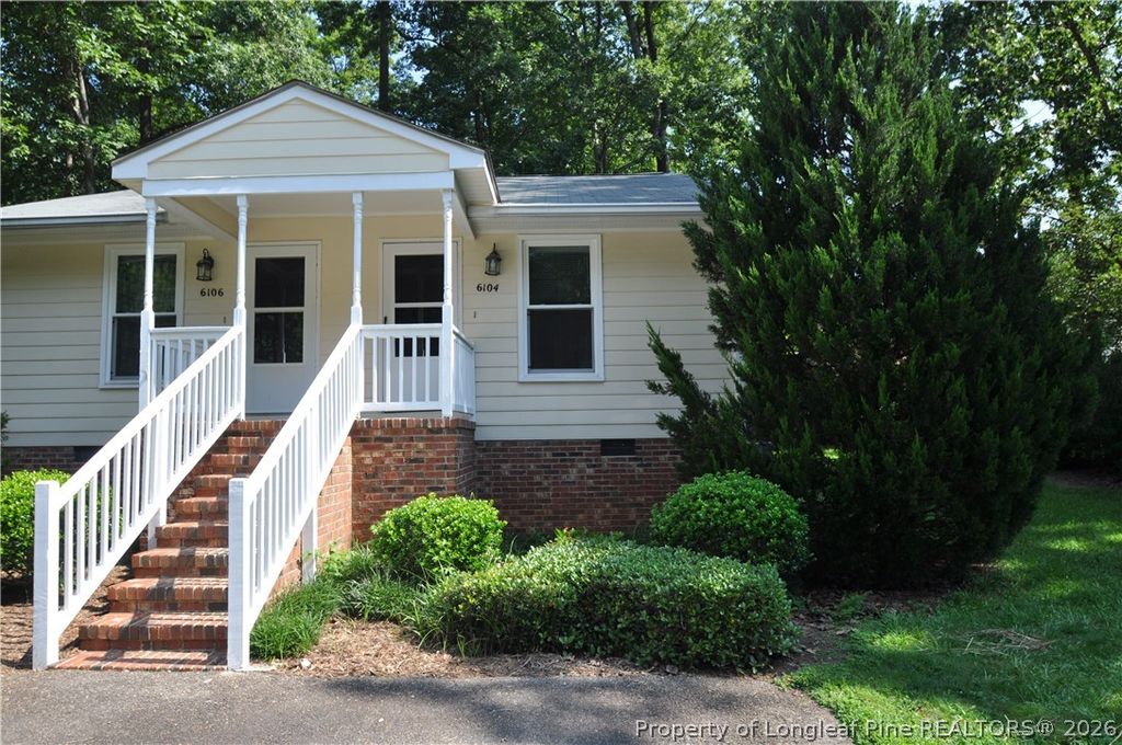 6104 Deerwood Place, Raleigh, NC 27607