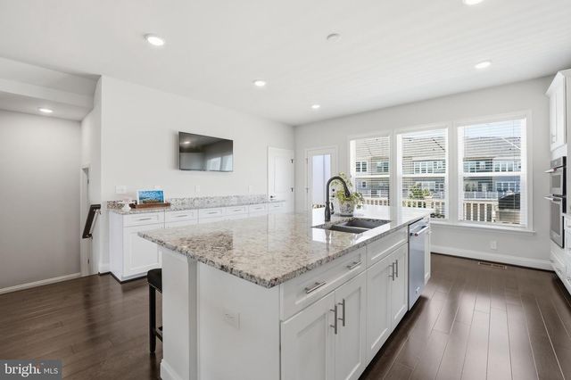 17139 BRANCHED OAK RD, Dumfries, VA 22026