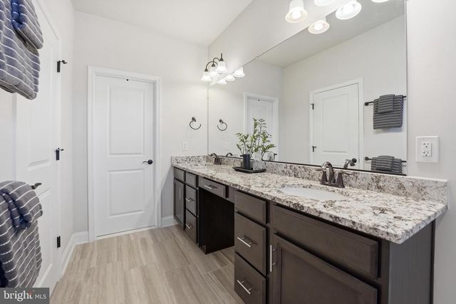 17139 BRANCHED OAK RD, Dumfries, VA 22026