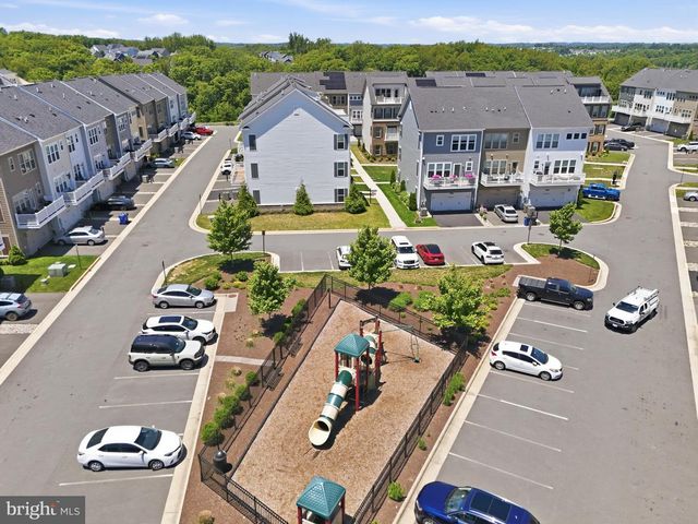 17139 BRANCHED OAK RD, Dumfries, VA 22026