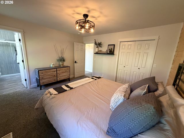 76705 HAZELDELL Ct, Oakridge, OR 97463