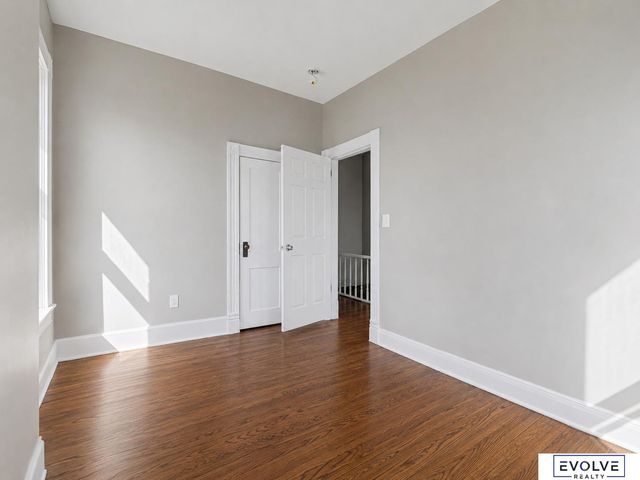 3833 Parker Street, Omaha, NE 68111