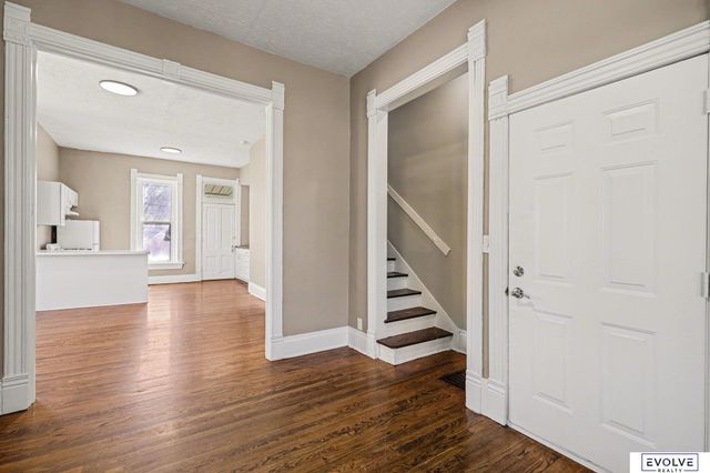 3833 Parker Street, Omaha, NE 68111