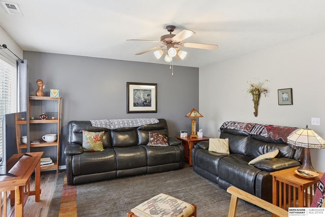 17514 Seward Plaza, Omaha, NE 68118