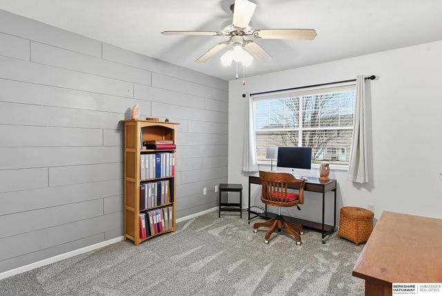 17514 Seward Plaza, Omaha, NE 68118