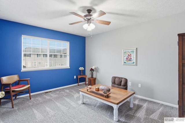 17514 Seward Plaza, Omaha, NE 68118