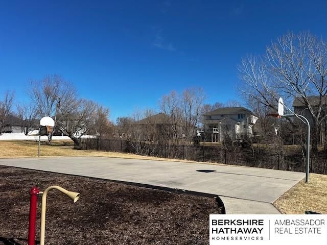 17514 Seward Plaza, Omaha, NE 68118