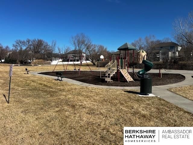 17514 Seward Plaza, Omaha, NE 68118