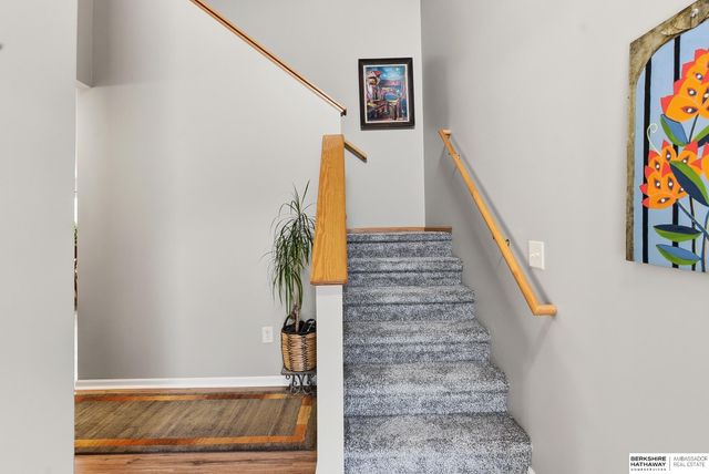 17514 Seward Plaza, Omaha, NE 68118