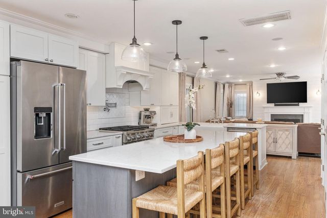 3101 CIRCLE HILL RD, Alexandria, VA 22305