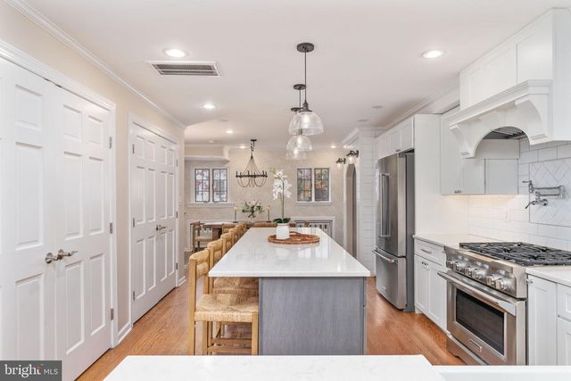 3101 CIRCLE HILL RD, Alexandria, VA 22305