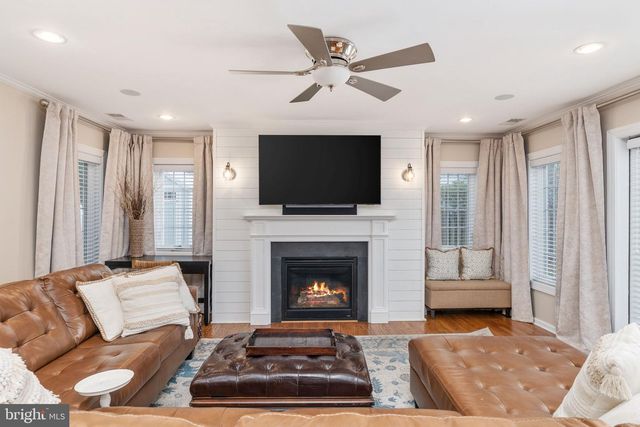 3101 CIRCLE HILL RD, Alexandria, VA 22305