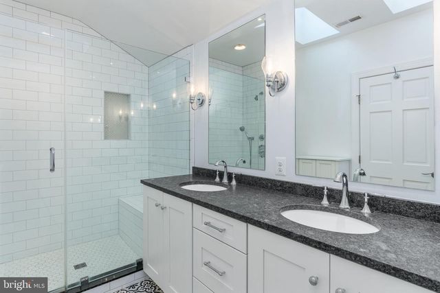 3101 CIRCLE HILL RD, Alexandria, VA 22305