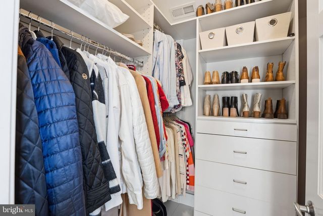 3101 CIRCLE HILL RD, Alexandria, VA 22305