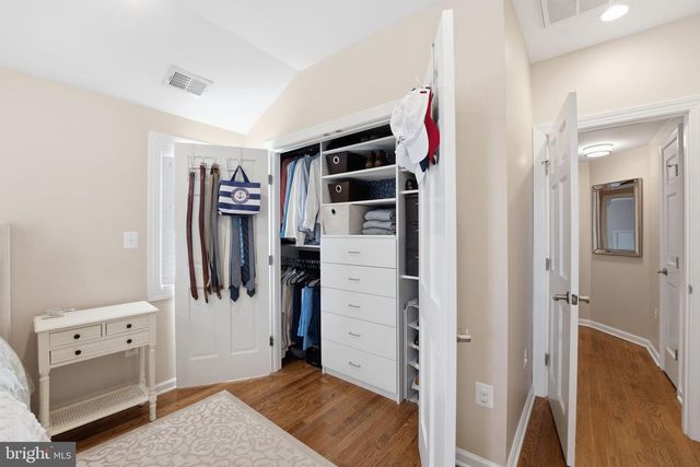 3101 CIRCLE HILL RD, Alexandria, VA 22305