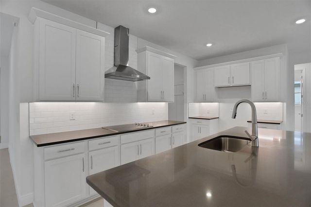 17429 VALLEYWOOD PARKWAY, Land O Lakes, FL 34638