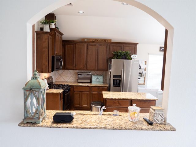 802 Sterling Court, Bay City, TX 77414