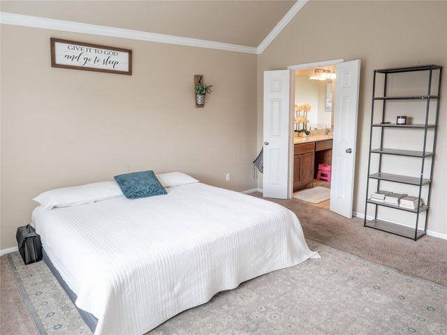 802 Sterling Court, Bay City, TX 77414