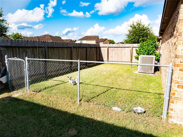 802 Sterling Court, Bay City, TX 77414