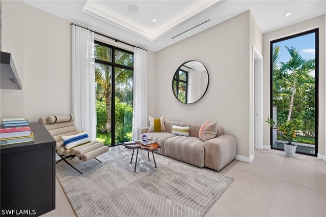 788 7TH AVE N, Naples, FL 34102