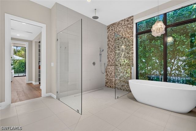 788 7TH AVE N, Naples, FL 34102