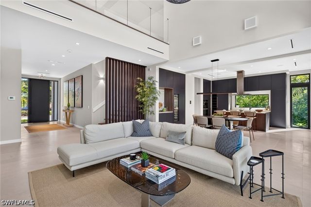 788 7TH AVE N, Naples, FL 34102