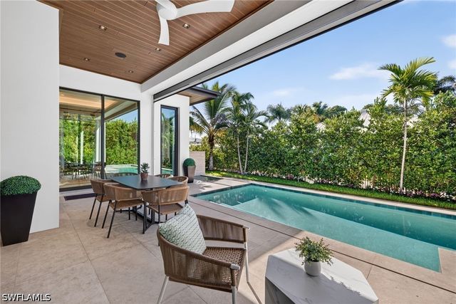 788 7TH AVE N, Naples, FL 34102