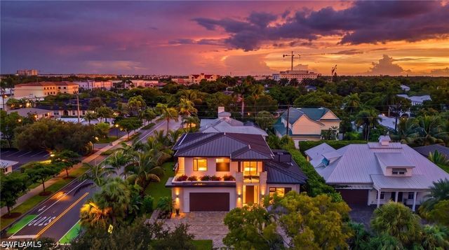 788 7TH AVE N, Naples, FL 34102