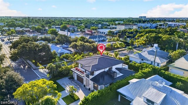 788 7TH AVE N, Naples, FL 34102
