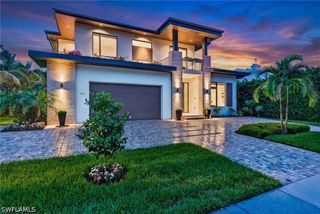 788 7TH AVE N, Naples, FL 34102