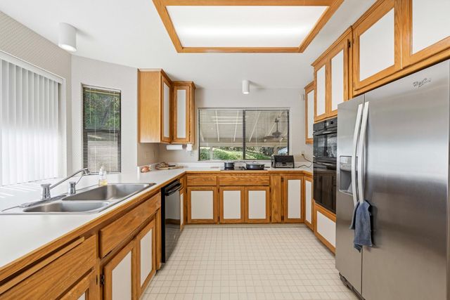 2231 Helios Ct, El Dorado Hills, CA 95762