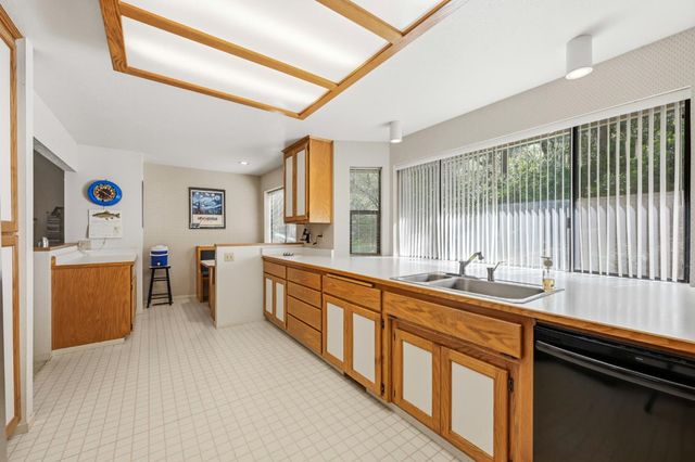 2231 Helios Ct, El Dorado Hills, CA 95762