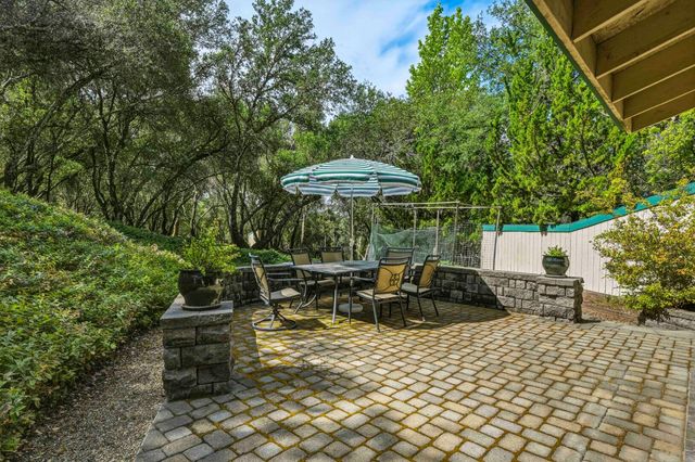 2231 Helios Ct, El Dorado Hills, CA 95762