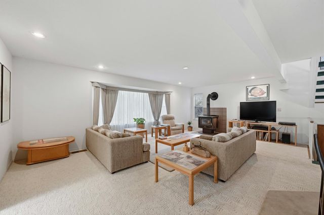2231 Helios Ct, El Dorado Hills, CA 95762