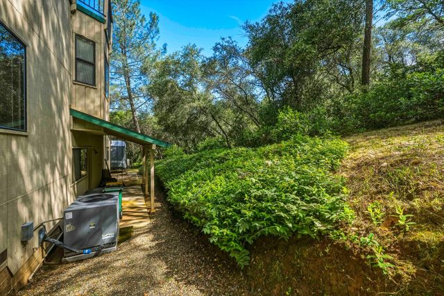 2231 Helios Ct, El Dorado Hills, CA 95762