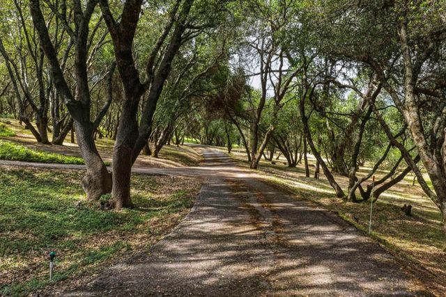 2231 Helios Ct, El Dorado Hills, CA 95762
