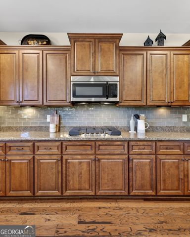 3 Westwood Lake Drive, Newnan, GA 30263