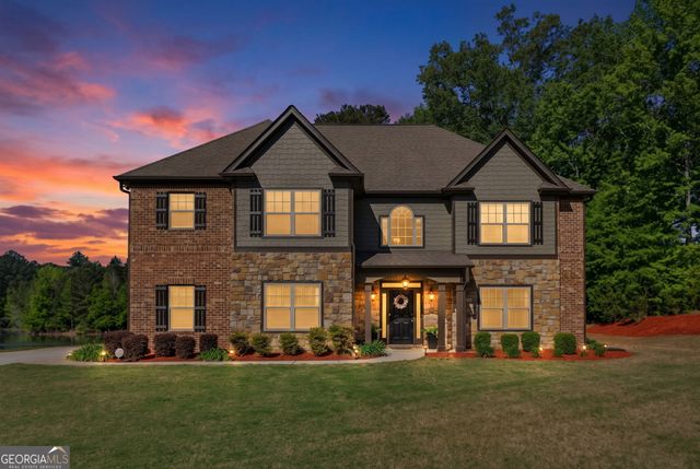 3 Westwood Lake Drive, Newnan, GA 30263