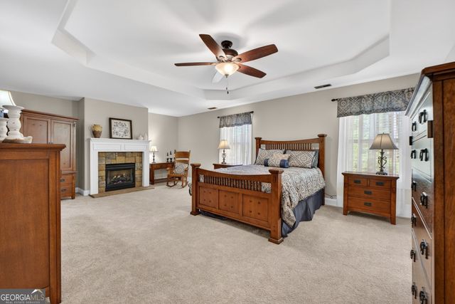 3 Westwood Lake Drive, Newnan, GA 30263