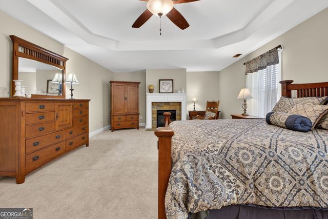 3 Westwood Lake Drive, Newnan, GA 30263