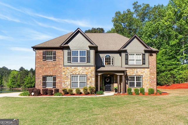 3 Westwood Lake Drive, Newnan, GA 30263