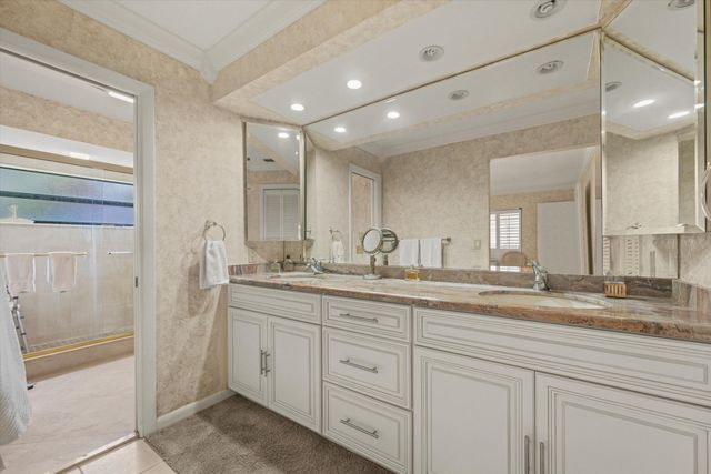 16997 Freshwind Circle, Jupiter, FL 33477